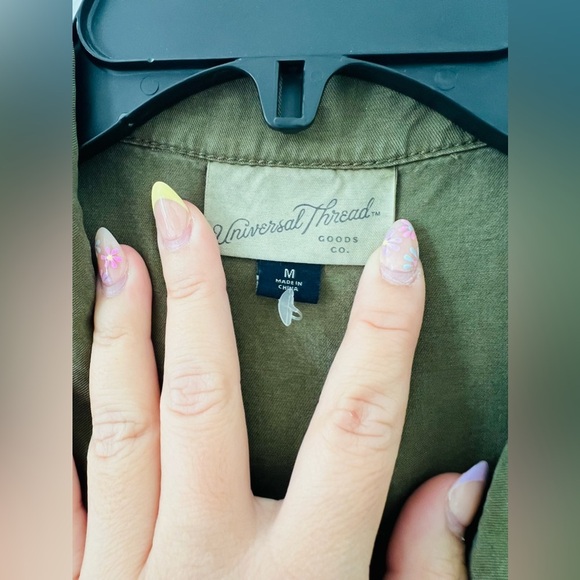 ‼️FINAL SALE MUST GO‼️💚✨UNIVERSAL THREAD‎ SLEEVELESS SHIRT✨💚 - Picture 3 of 7